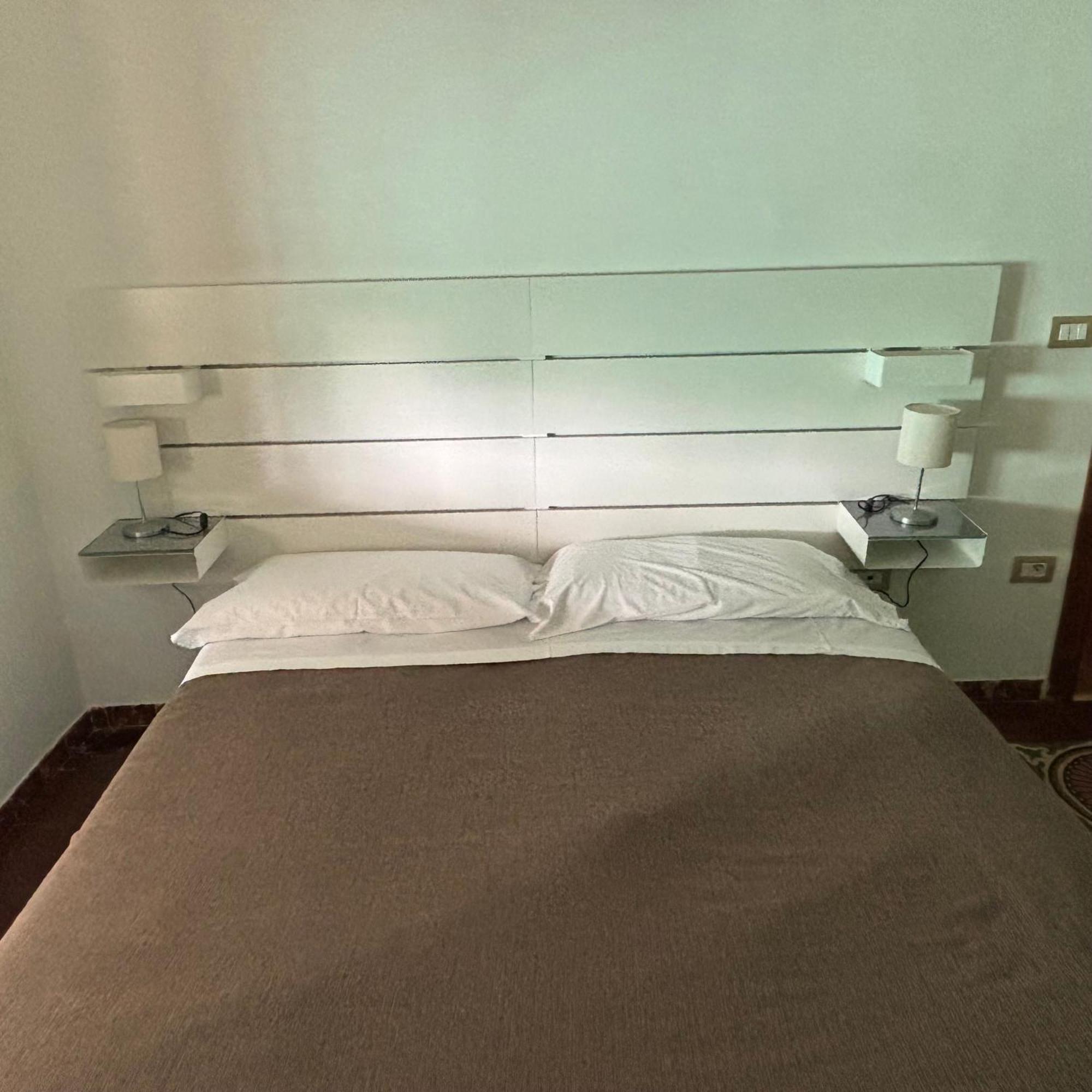 Room & Parking In Centro Citta Con Parcheggio Privato E Wifi Potenza Exteriör bild